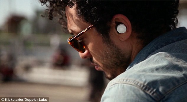 2952F5AC00000578-3109250-New_York_based_Doppler_Labs_has_unveiled_their_Here_earbuds_show-a-40_1433335458463