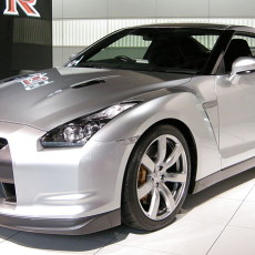 Nissan GT-R