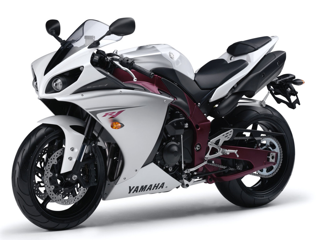 Yamaha YZF R1